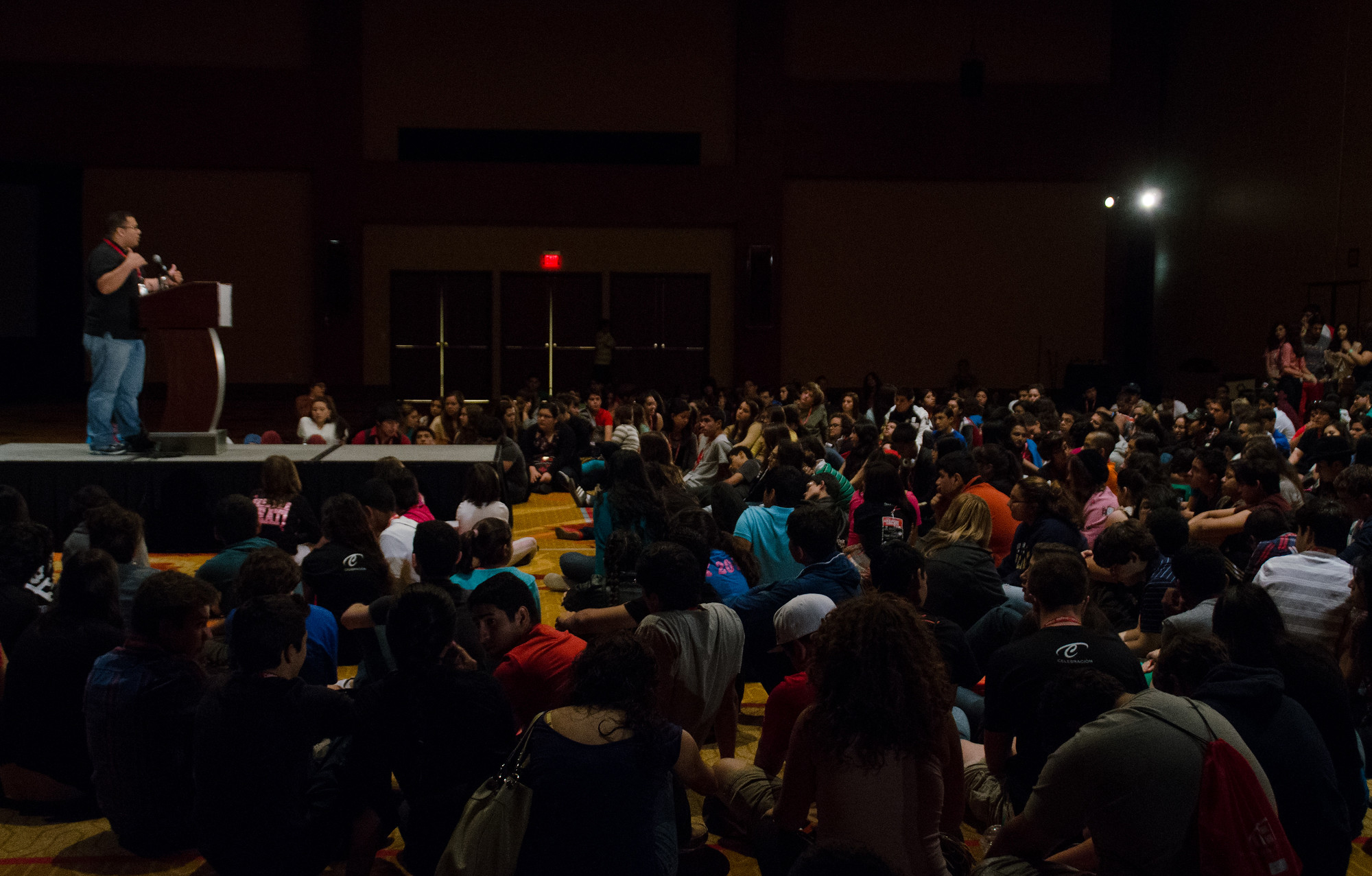 Julio Cotto addresses a crowd of students at the 2012 National Hispanic Institute's Celebracion event in San Antonio.